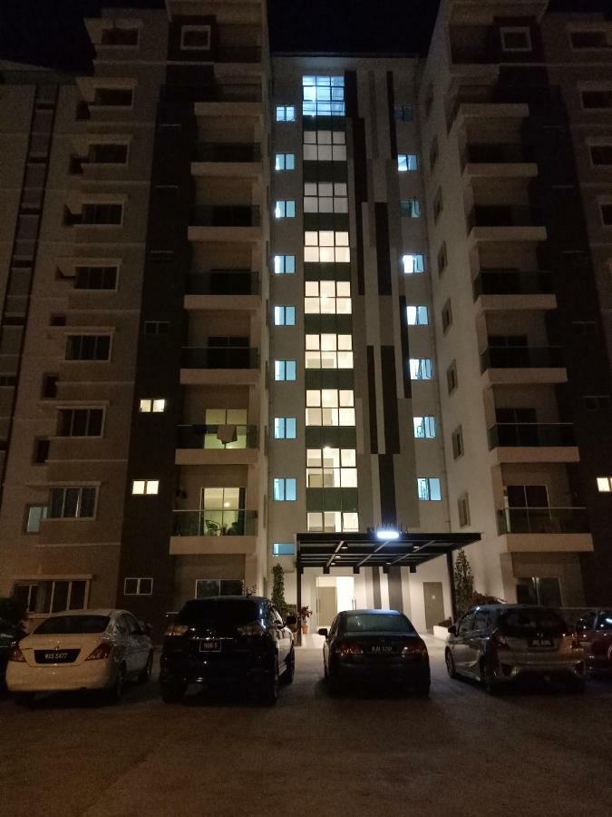 Icolor Home & Stay Ch4 Tanah Rata Exterior foto